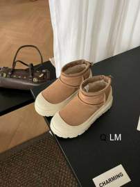 Picture of UGG Shoes _SKUUGGsz35-40ML101819778